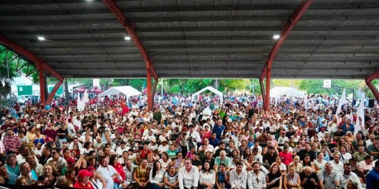Rafa Marín fortalece su perfil en cuatro regiones de Quintana Roo