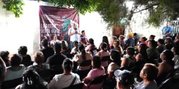 Rafael Marín lleva su mensaje de unidad a la Región 228 de Cancún en asamblea informativa