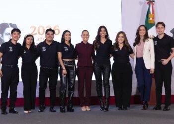 La voz que emocionó en la Mañanera es yucateca… ¿ya sabes quién es?
