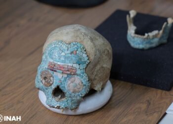 ¿Quién era? El misterioso hombre cuyo cráneo fue decorado con turquesa