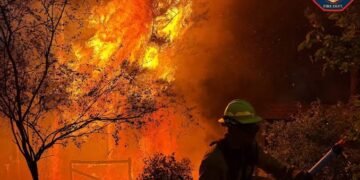 Barrios enteros desaparecen bajo las llamas en Spokane, Estados Unidos