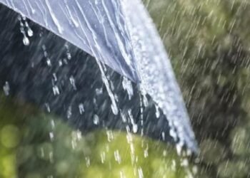 ¿Tienes planes para hoy? Ojo con los chubascos y rachas de más de 60 km/h