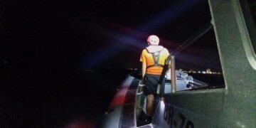 A la deriva y en plena noche: así rescataron a joven frente a Chicxulub