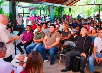 Rafa Marín intensifica recorridos por Quintana Roo con asamblea en Tulum