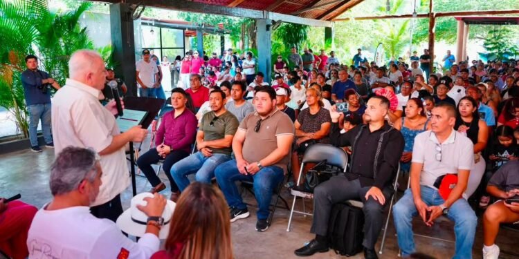 Rafa Marín intensifica recorridos por Quintana Roo con asamblea en Tulum