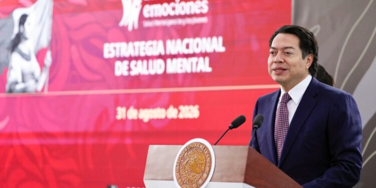 ¿Tu hijo lleva celular a la escuela? Esto dijeron más de 565 mil maestros