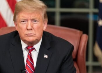 Trump sube la apuesta con Irán: ahora llama a Ormuz “territorio de EU”
