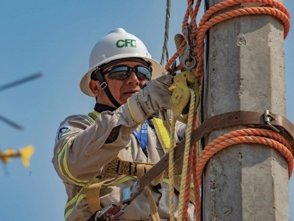 CFE alista nuevas obras para hacer frente a los apagones en el estado