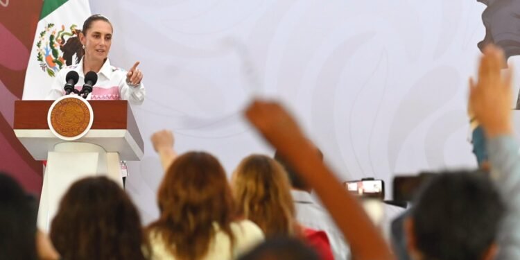 Sheinbaum cuestiona gasto del INE para 2027: “Es exagerado”