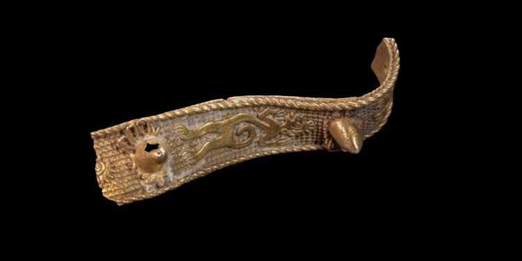 El viaje de un brazalete zapoteco: de Nueva York al INAH
