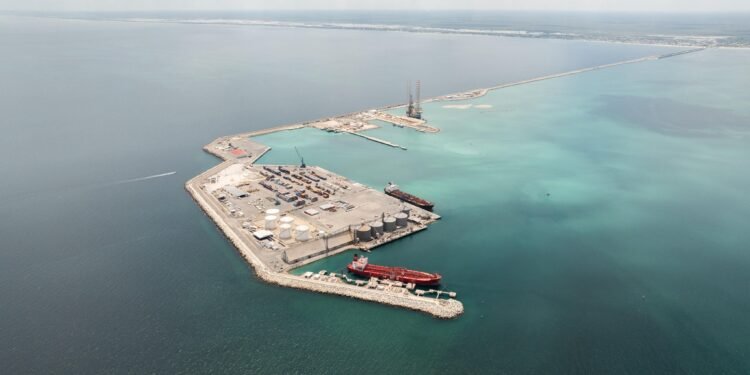 Progreso crece hacia el mar: el dragado abre paso a 40 nuevas hectáreas