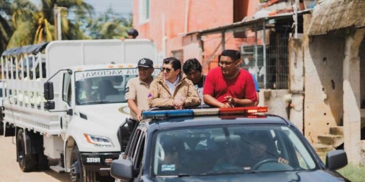 Huracán Isaías alcanza categoría 3; reportan saldo blanco y mantienen vigilancia