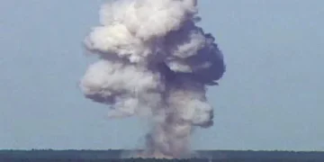 Bomba MOAB contra Irán está en la consideración de Estados Unidos