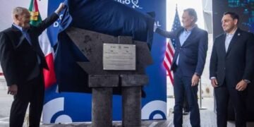 SRE pone condiciones a la academia policial tras acto con embajador de EU