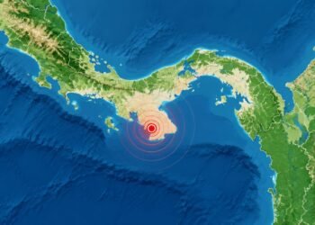 Fuerte terremoto de 7.7 desata alarma en Panamá; advierten posible tsunami