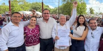 Rafael Marín formaliza registro para encabezar coordinación de Morena en Cancún
